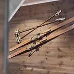 Ny, Stor Naer Sentrum! Røros