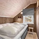 Ny, Stor Naer Sentrum! Røros
