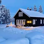 בית נופש Ny, Stor Naer Sentrum! Røros