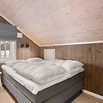 Ny, Stor Naer Sentrum! Røros
