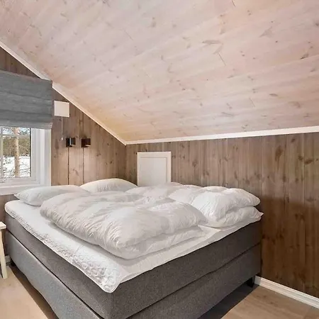 Ny, Stor Nær Sentrum! Røros